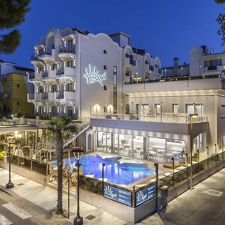 Royal Boutique Hotel Riccione Exterior foto