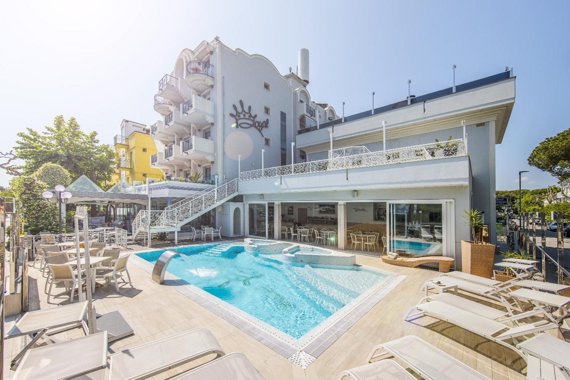 Royal Boutique Hotel Riccione Exterior foto