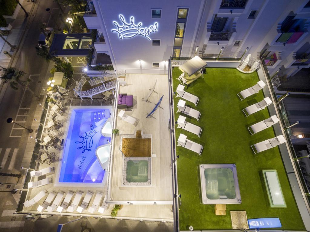 Royal Boutique Hotel Riccione Exterior foto