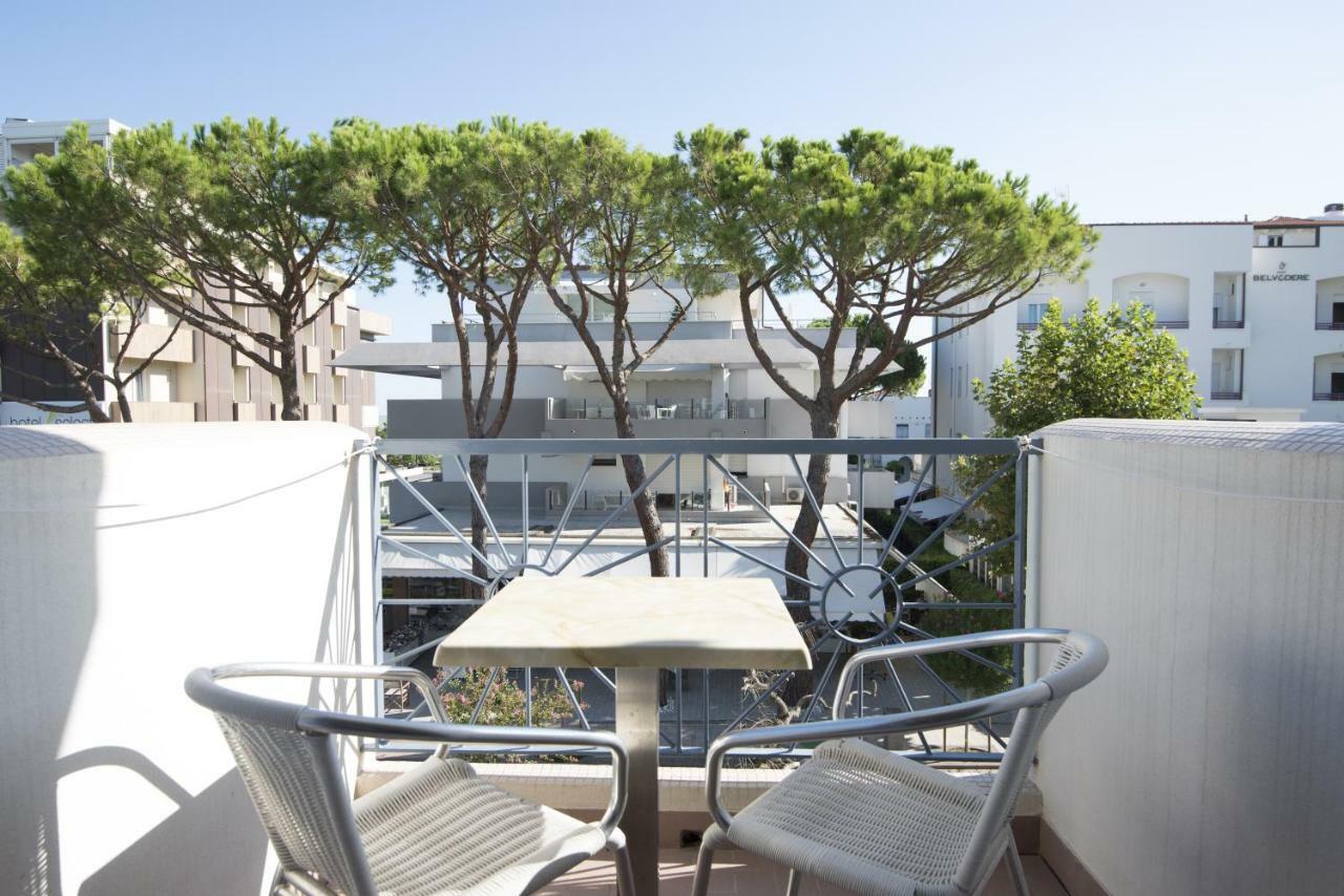 Royal Boutique Hotel Riccione Exterior foto